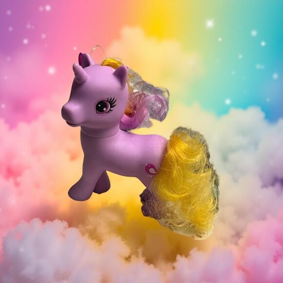 Vintage 1981 My little Pony Unicorn Gi-G0 Wonderland - Picture 1 of 5